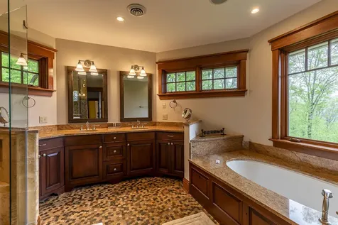 69 Upper Taylor Hill Road Winhall VT 05340