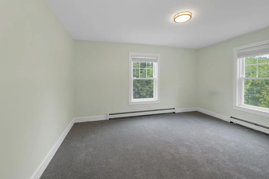 10 Call Road Webster NH 03303