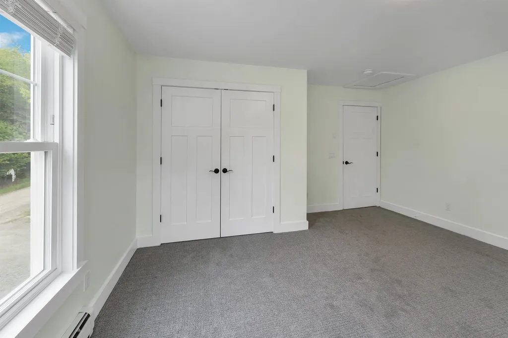 10 Call Road Webster NH 03303