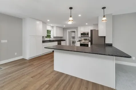 10 Call Road Webster NH 03303