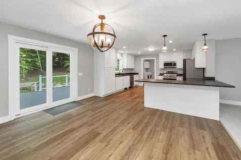 10 Call Road Webster NH 03303