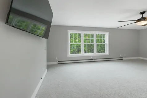 10 Call Road Webster NH 03303