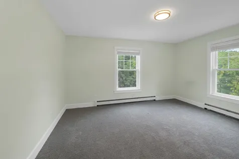 10 Call Road Webster NH 03303