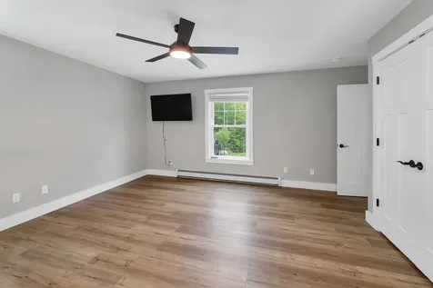 10 Call Road Webster NH 03303