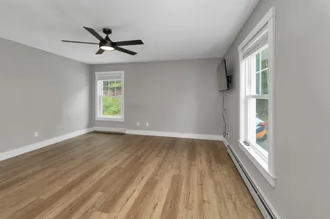 10 Call Road Webster NH 03303