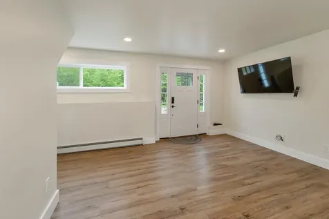 10 Call Road Webster NH 03303