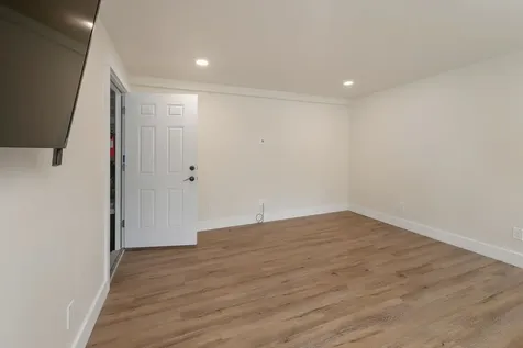 10 Call Road Webster NH 03303