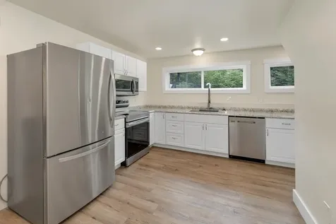 10 Call Road Webster NH 03303