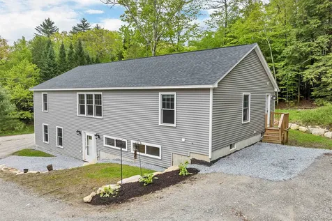 10 Call Road Webster NH 03303