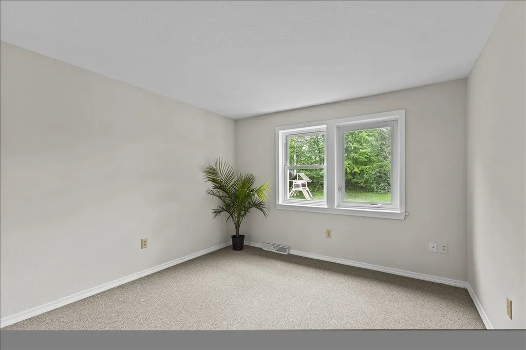 11 Ledgewood Court Middlebury VT 05753