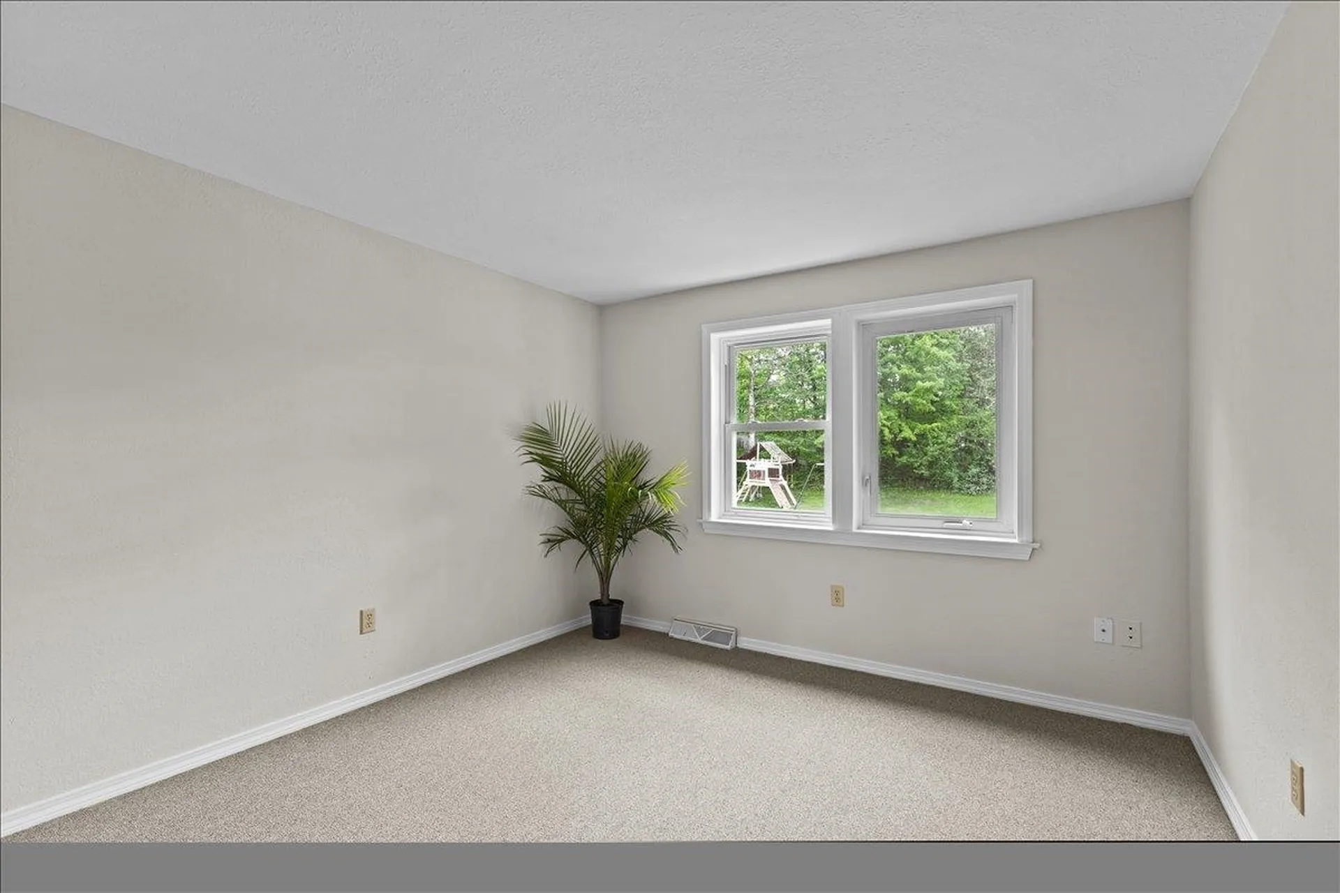 11 Ledgewood Court Middlebury VT 05753