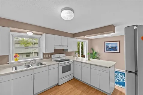 11 Ledgewood Court Middlebury VT 05753