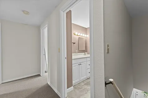 11 Ledgewood Court Middlebury VT 05753