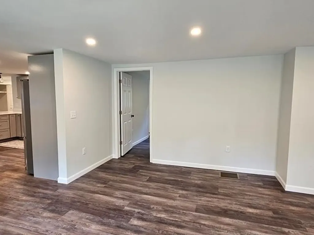 143 Warmac Road Swanzey NH 03446