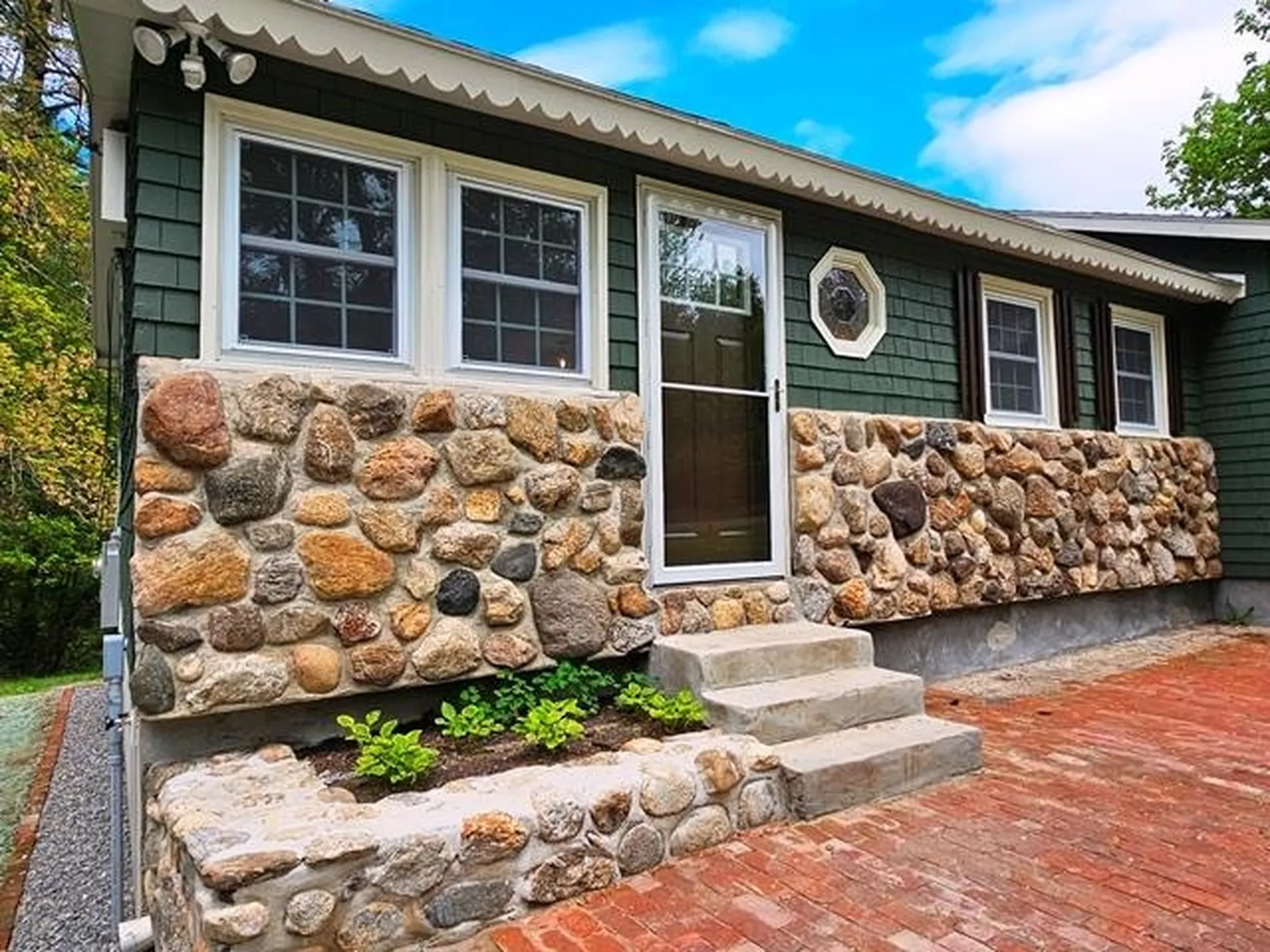 143 Warmac Road Swanzey NH 03446