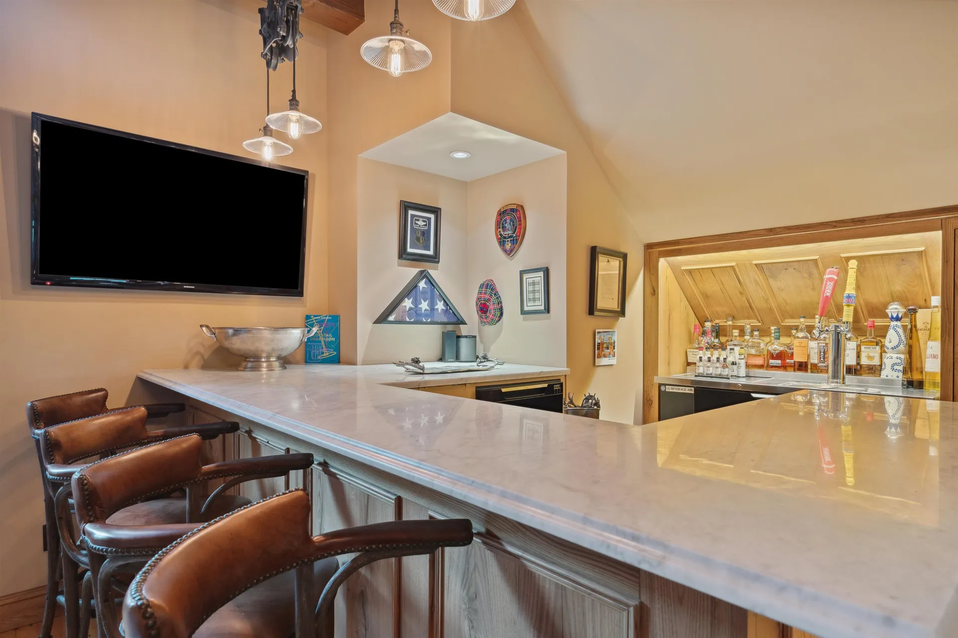 5685 Vt Route 12 Barnard VT 05031