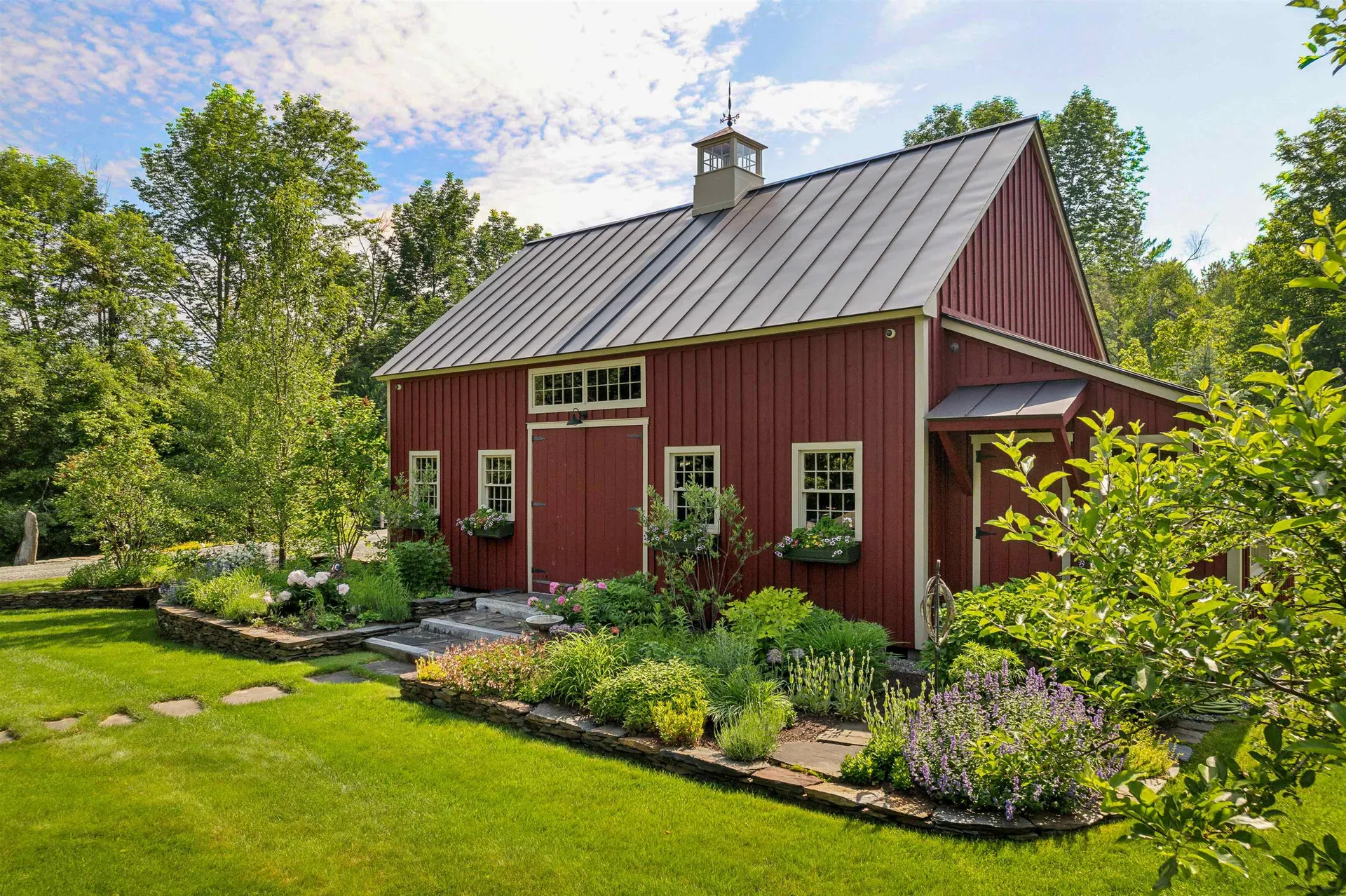 5685 Vt Route 12 Barnard VT 05031