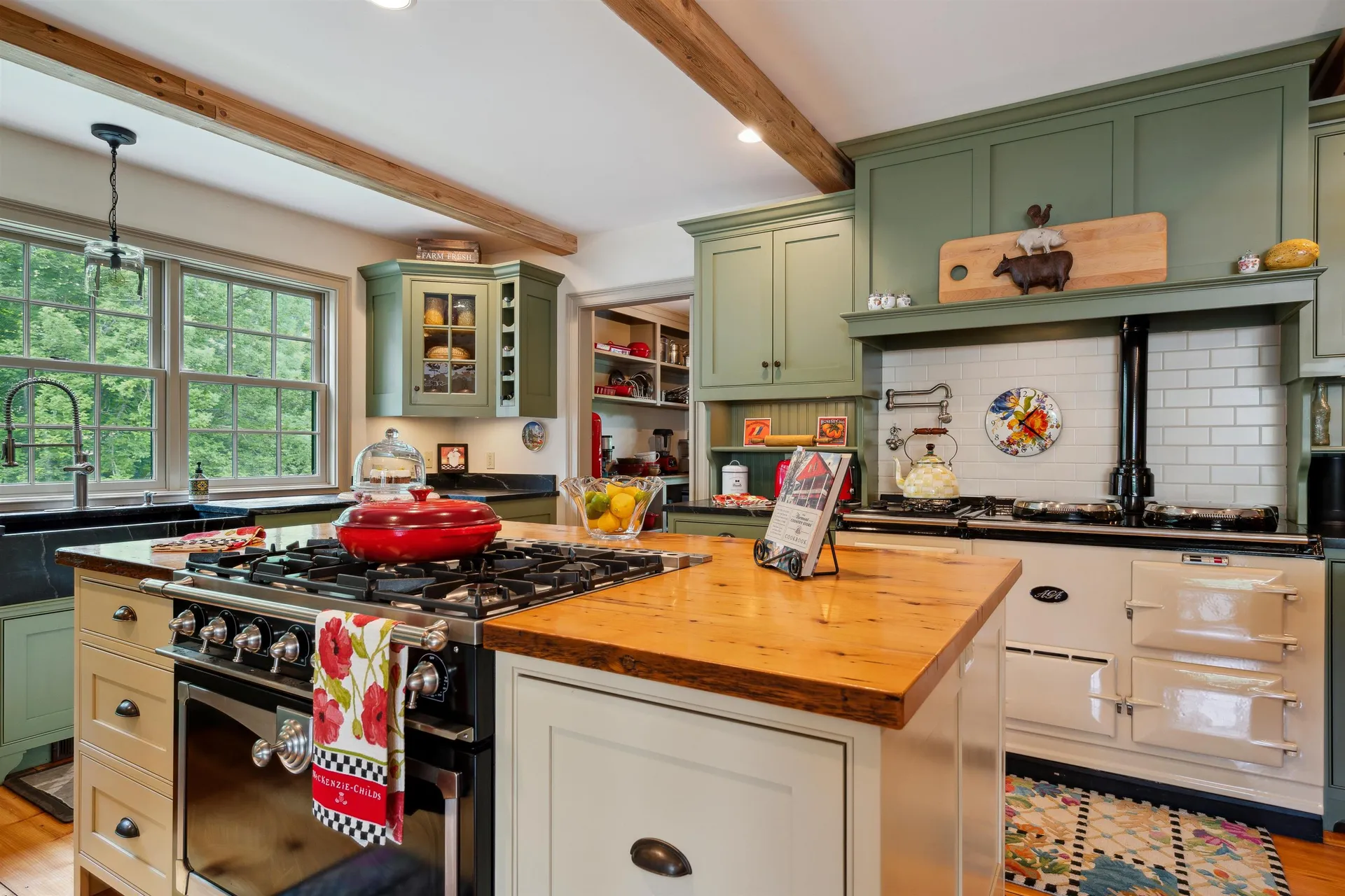 5685 Vt Route 12 Barnard VT 05031