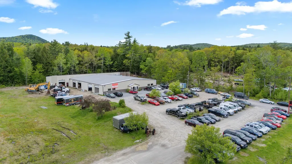 492 West Main Street Hillsborough NH 03244