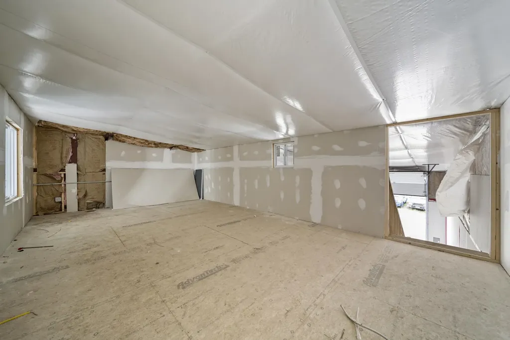 492 West Main Street Hillsborough NH 03244