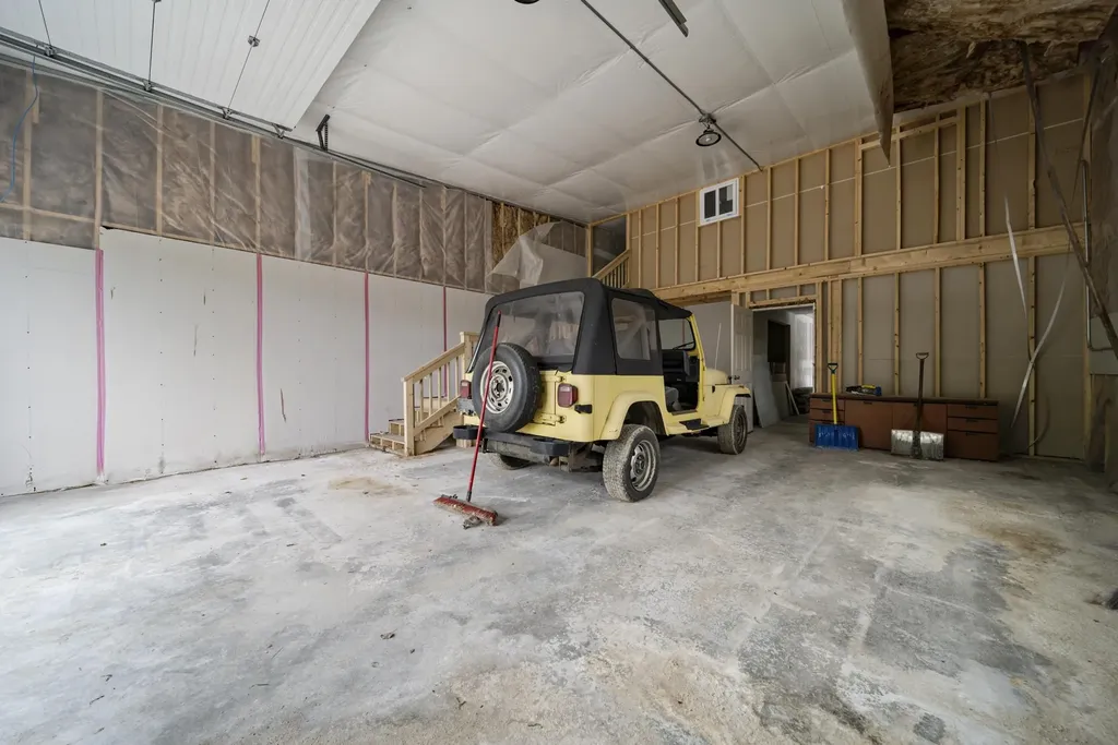 492 West Main Street Hillsborough NH 03244