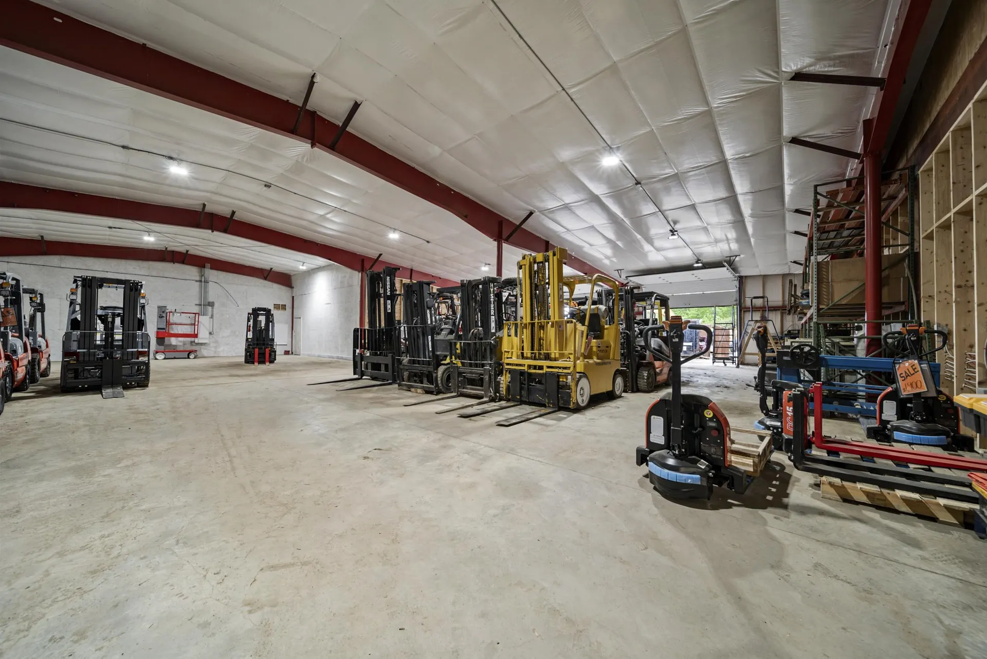 492 West Main Street Hillsborough NH 03244