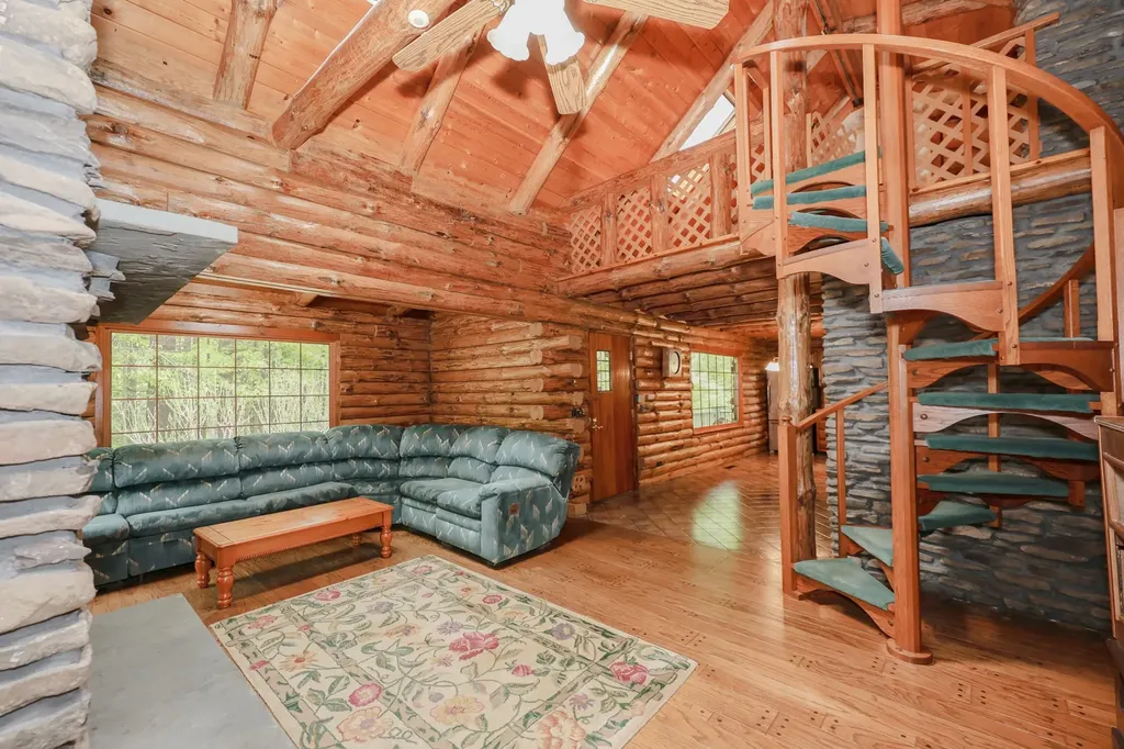 34 Edwards Mill Road Chester NH 03036