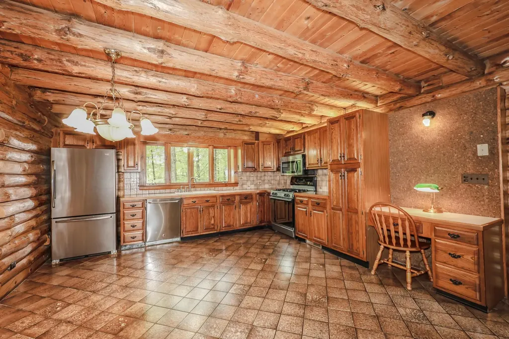 34 Edwards Mill Road Chester NH 03036