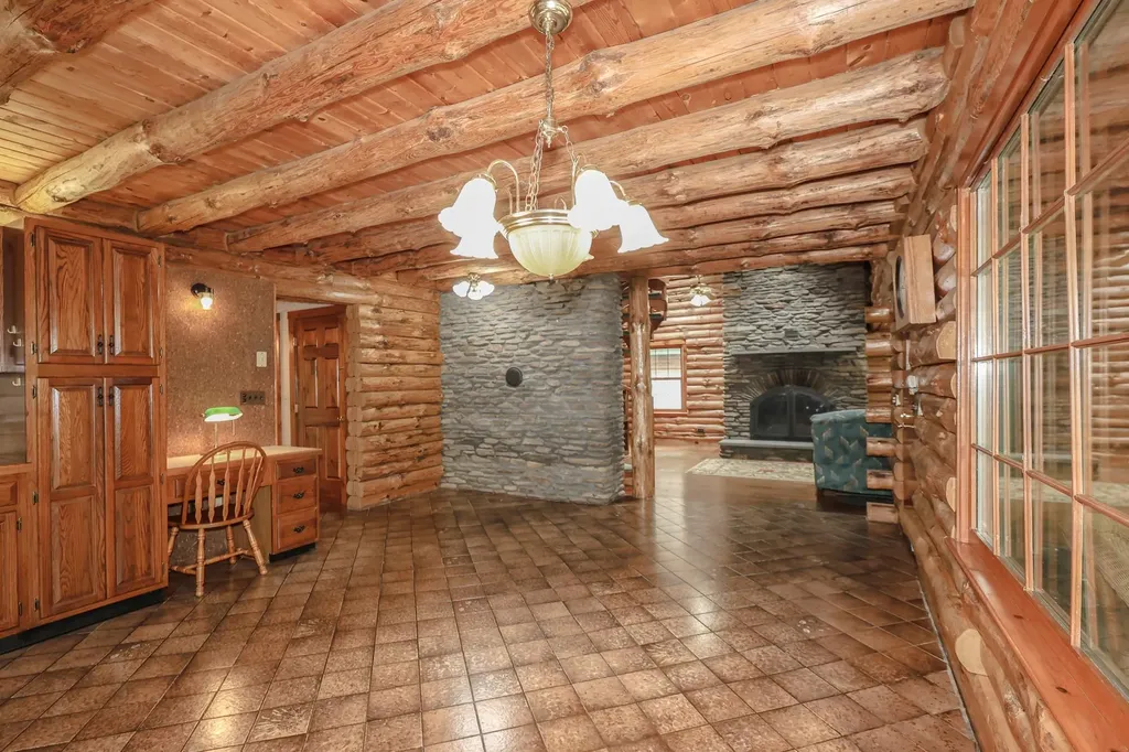 34 Edwards Mill Road Chester NH 03036