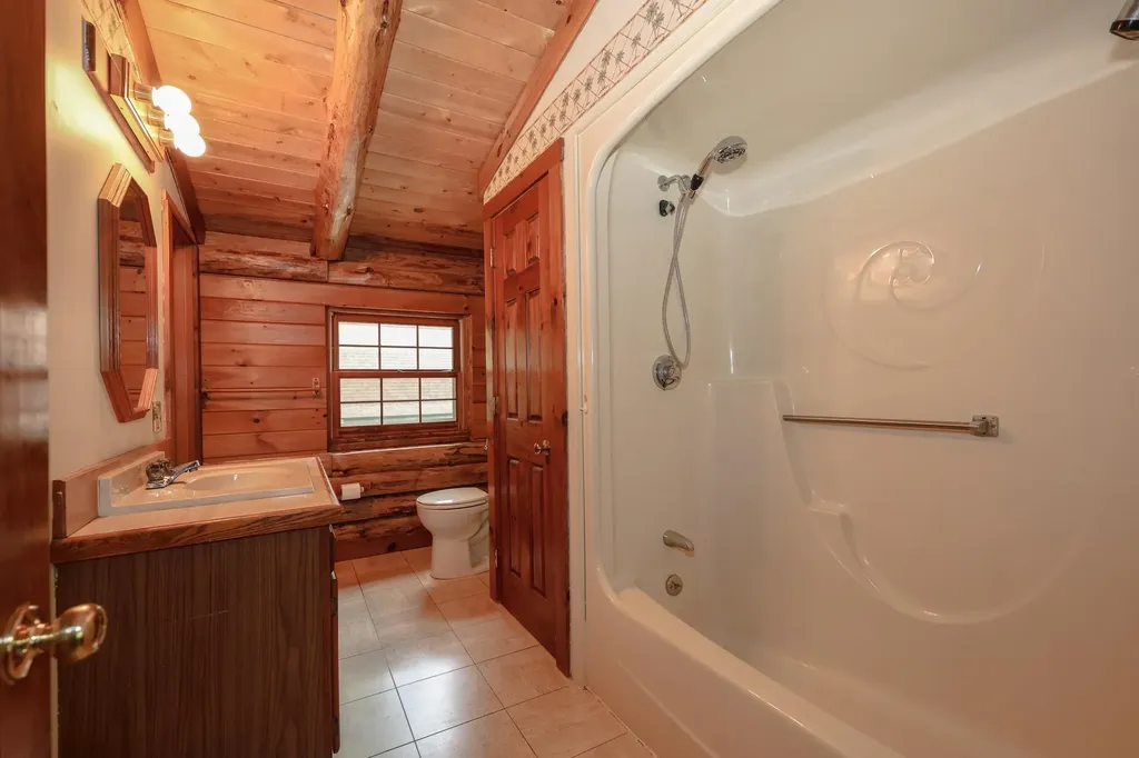 34 Edwards Mill Road Chester NH 03036