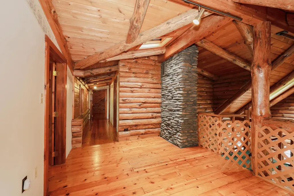 34 Edwards Mill Road Chester NH 03036