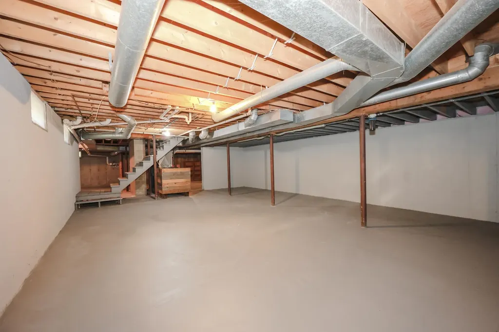 34 Edwards Mill Road Chester NH 03036