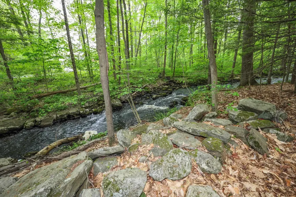 34 Edwards Mill Road Chester NH 03036