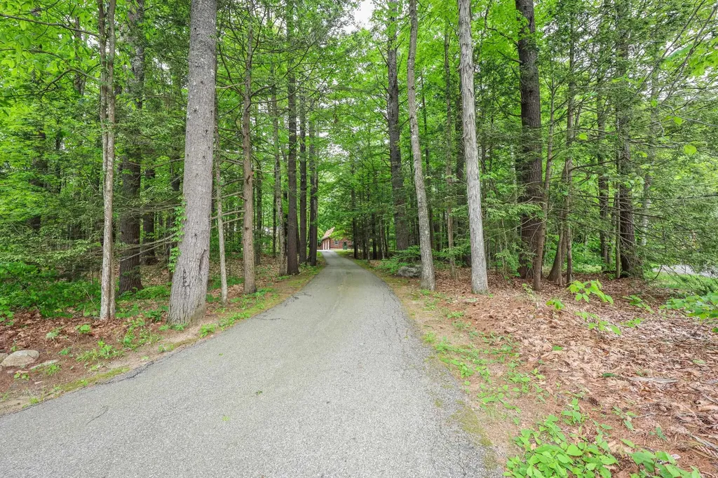 34 Edwards Mill Road Chester NH 03036