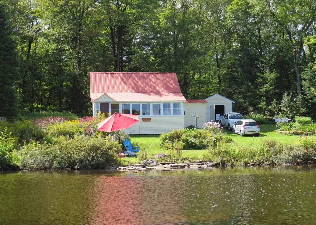 43 Kimberly Lane Westmore VT 05871