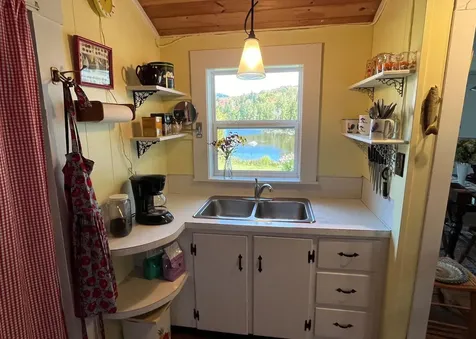 43 Kimberly Lane Westmore VT 05871