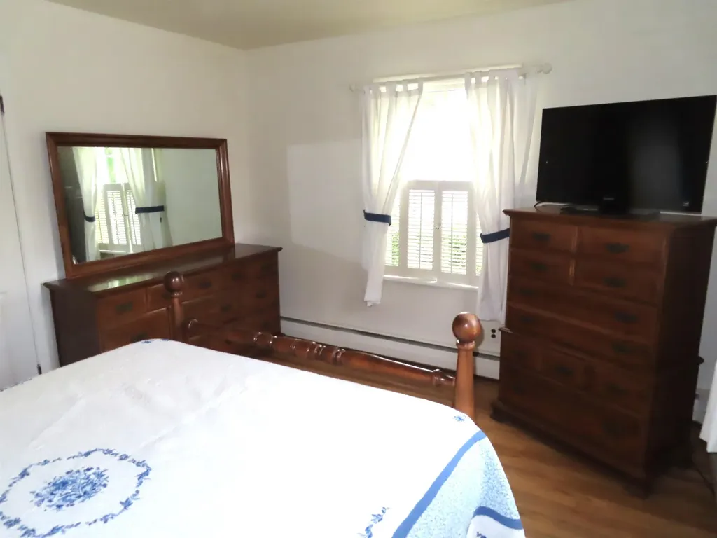 5 Bent Court Keene NH 03431