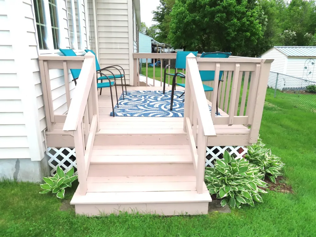 5 Bent Court Keene NH 03431