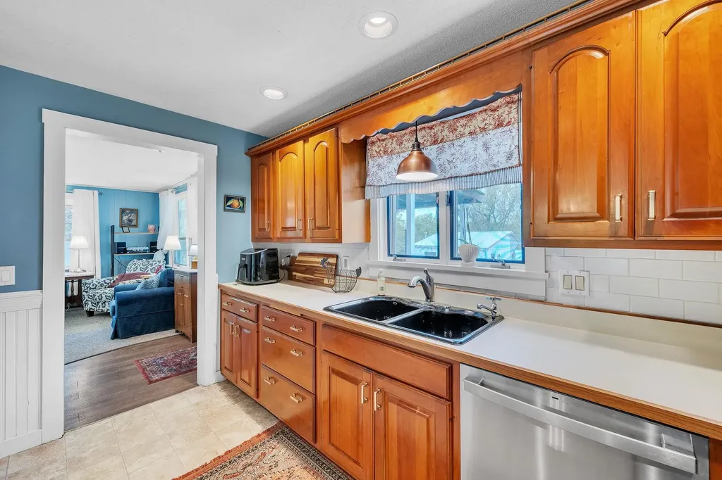 90 Sterling Hill Road Barre Town VT 05641