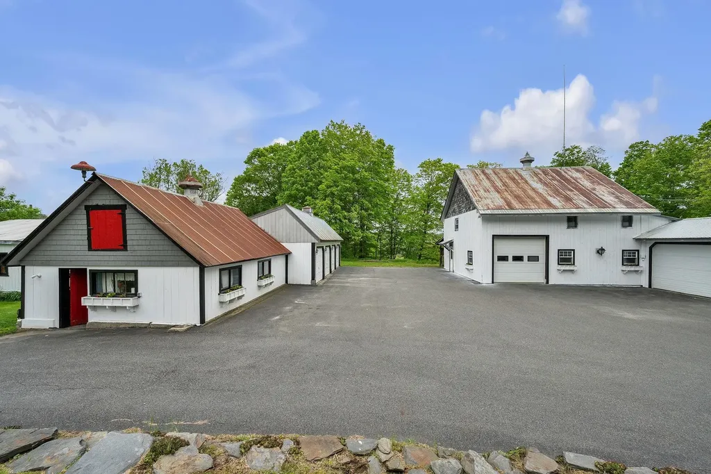 90 Sterling Hill Road Barre Town VT 05641