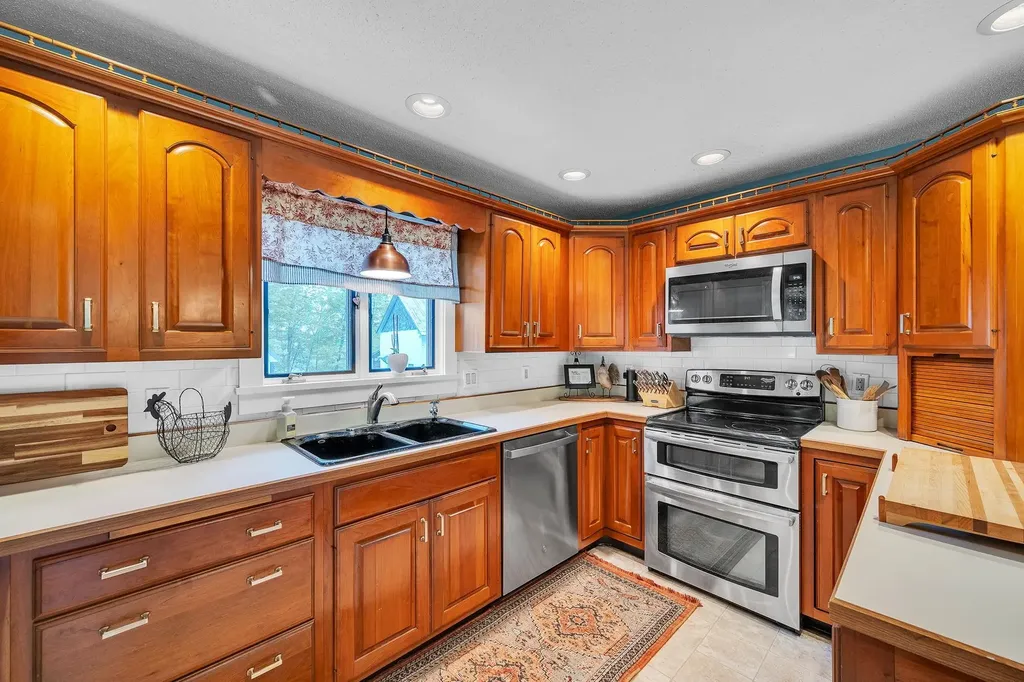 90 Sterling Hill Road Barre Town VT 05641