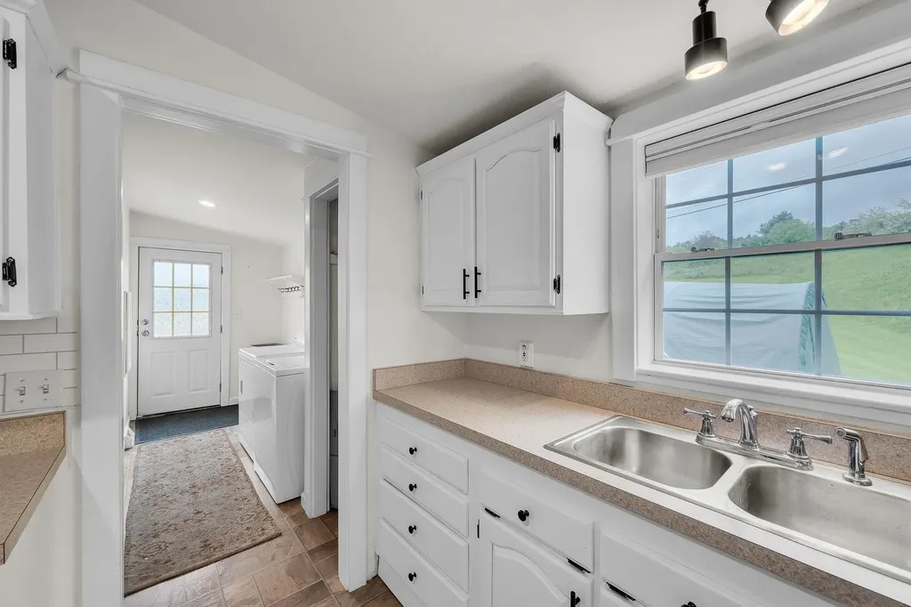 2547 River Road Moretown VT 05602