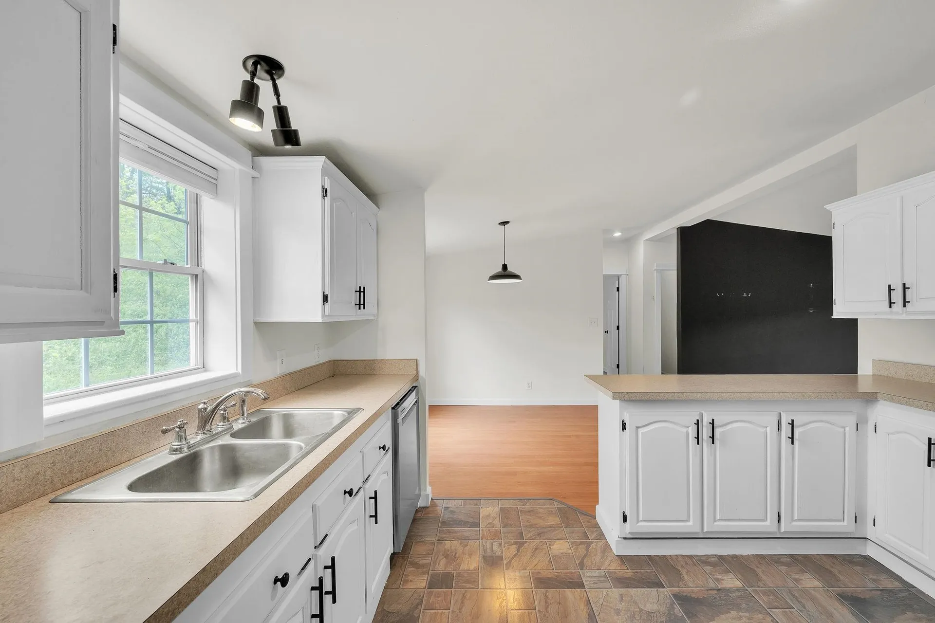 2547 River Road Moretown VT 05602