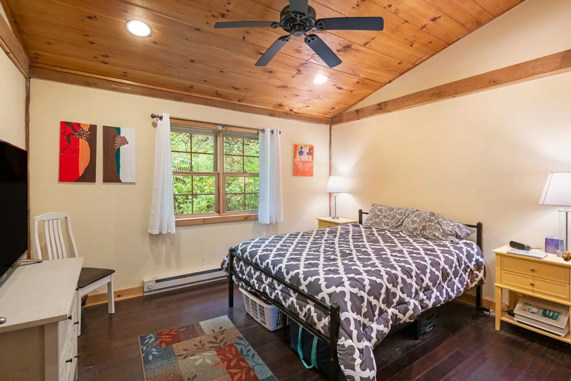 251 Pratt Bridge Road Jamaica VT 05343