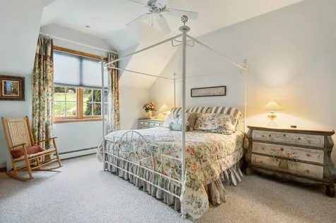 251 Pratt Bridge Road Jamaica VT 05343