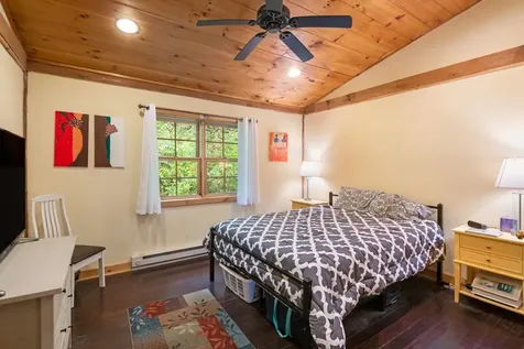 251 Pratt Bridge Road Jamaica VT 05343