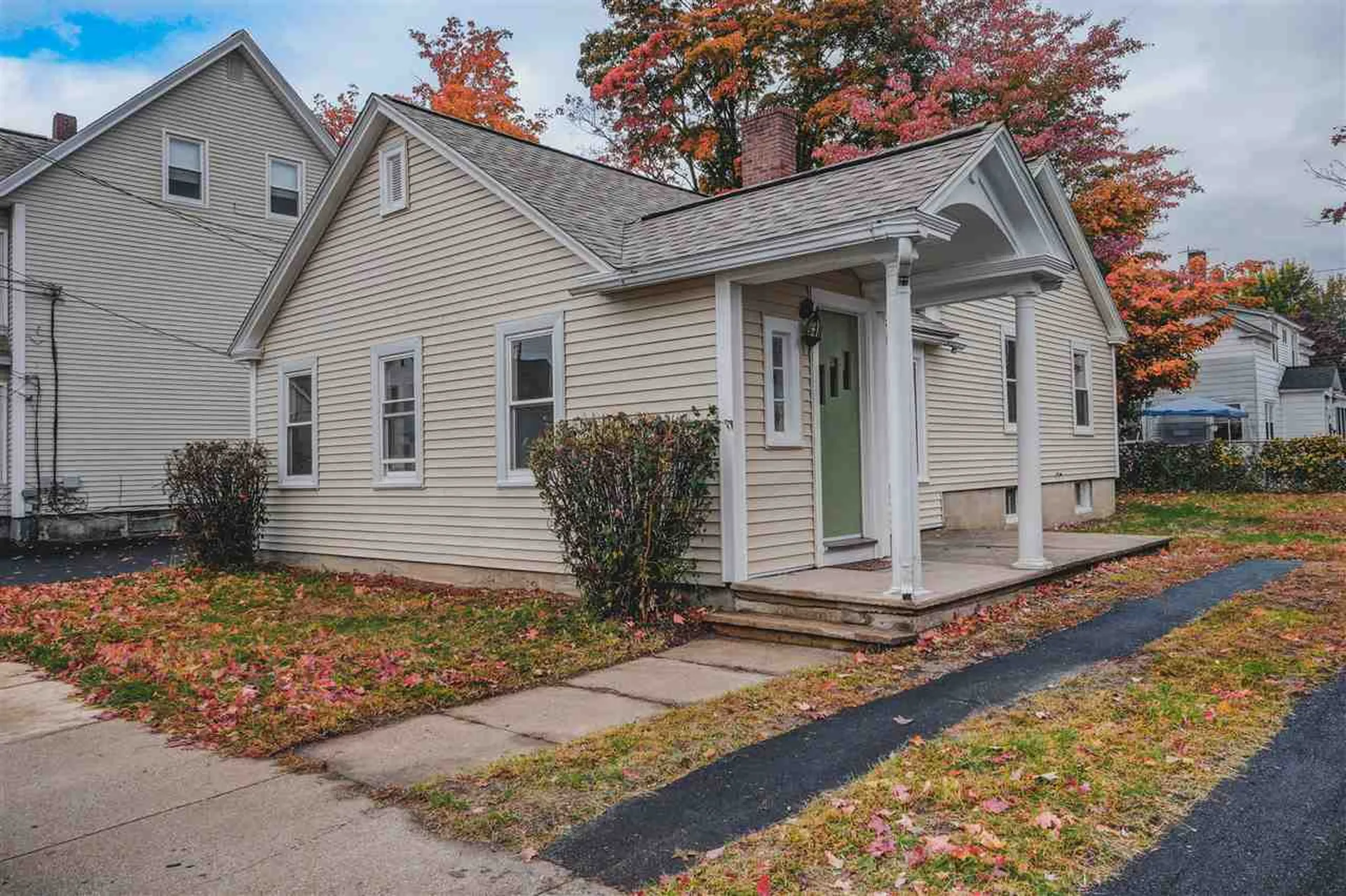 1 Oak Street Nashua NH 03060