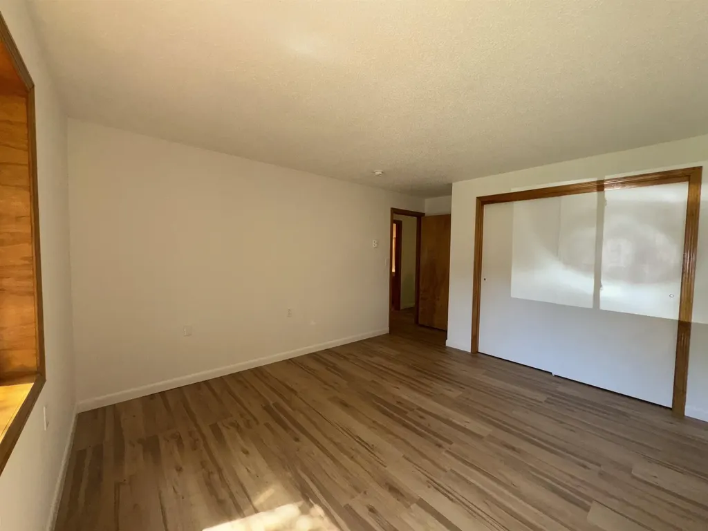 81 Hawthorne Circle South Burlington VT 05403