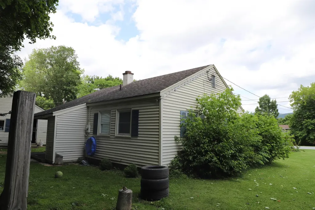 2 Belmont Avenue Rutland City VT 05701