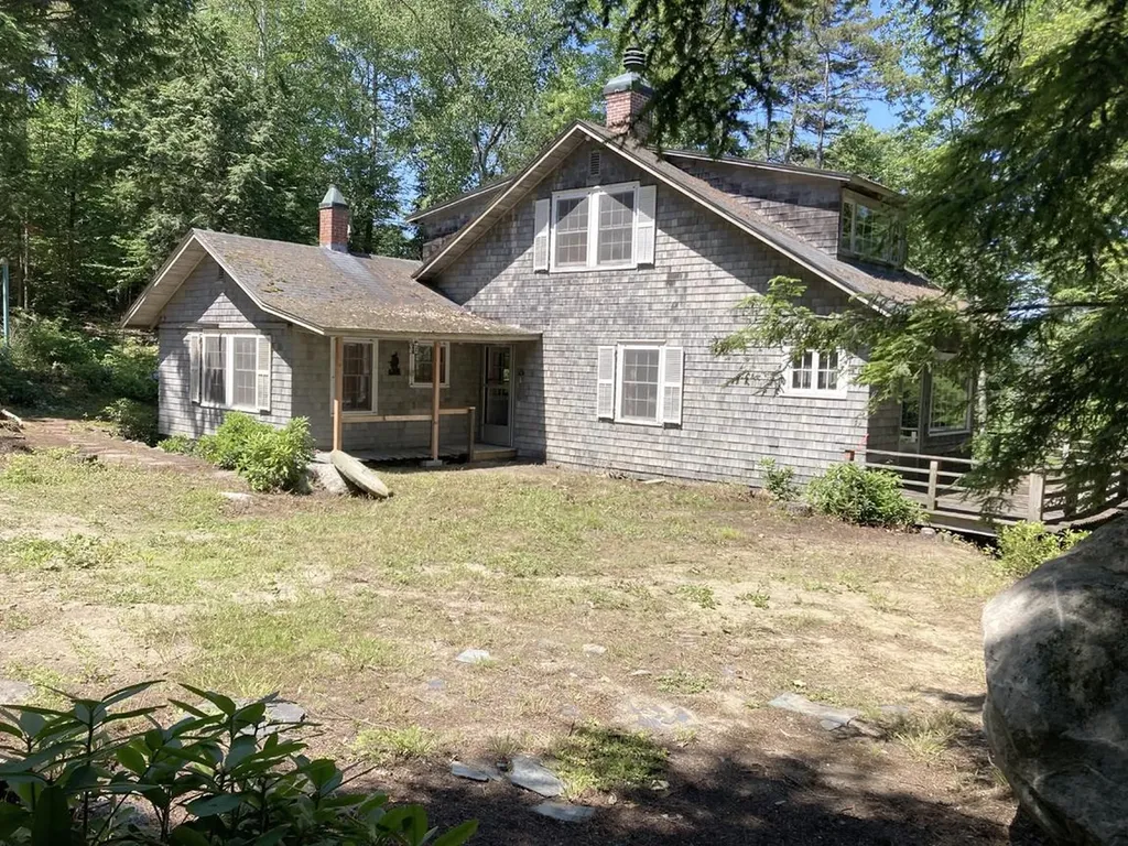 32 Pikes Point Road Bristol NH 03222